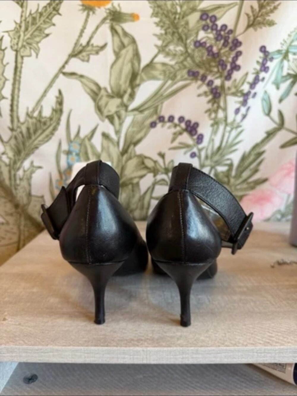 Heels - Picture 2 of 2